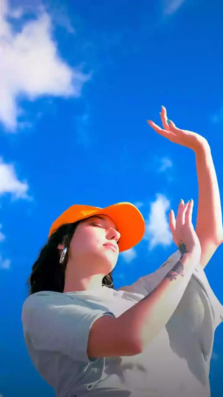 What Is Heliotherapy? A Guide To This Modern Sun Ritual, Its Benefits And Risks