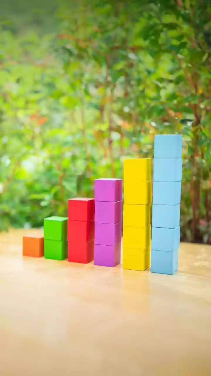 Summer Holiday Harmony: Study & Play, IN Style!