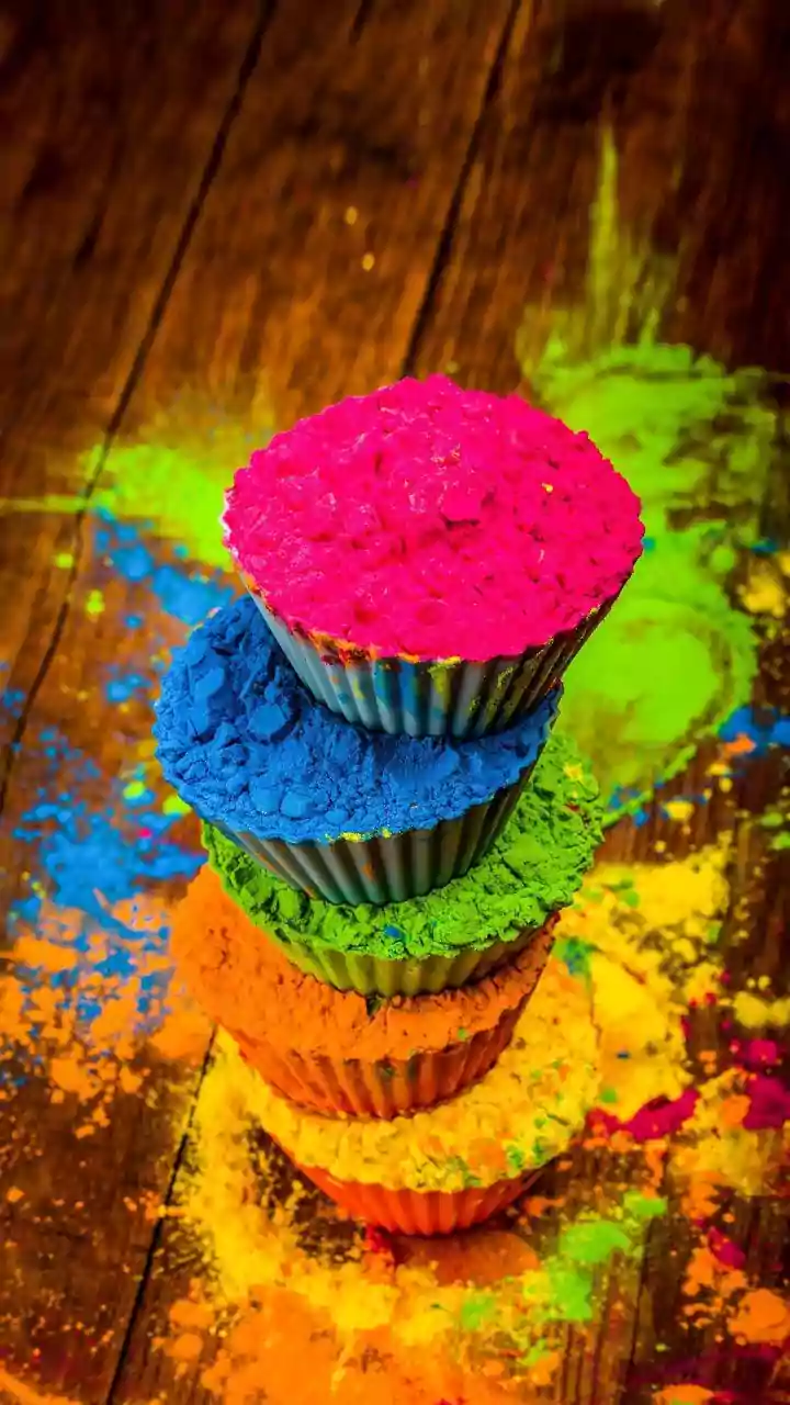 Holi party decoration ideas to transform your home into colourful, joyful and festive space