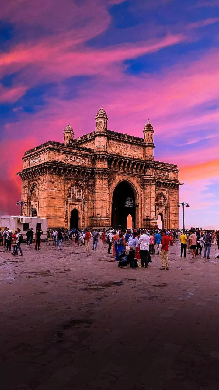 Mumbai Guide: 7 Must-Visit Sites To Experience Blend Of Heritage & City Life