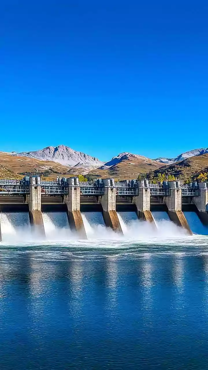 Tehri Dam: Asia's Colossus of Concrete and Water in Uttarakhand