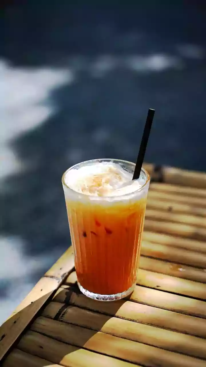Why Bartenders And Baristas Are Elevating Afternoon Iced Tea With Fresh Lemongrass Infusions