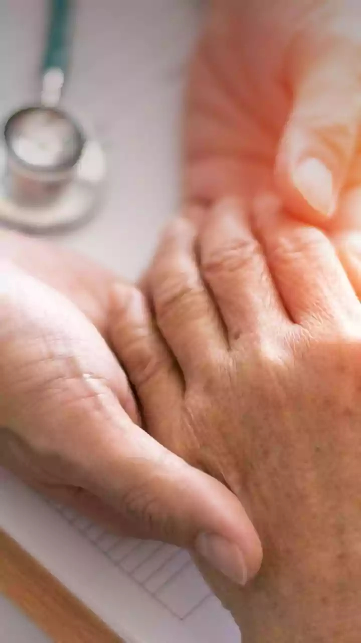 HHRC takes cognisance of 'inhuman' treatment of seriously ill patient in Gurugram society