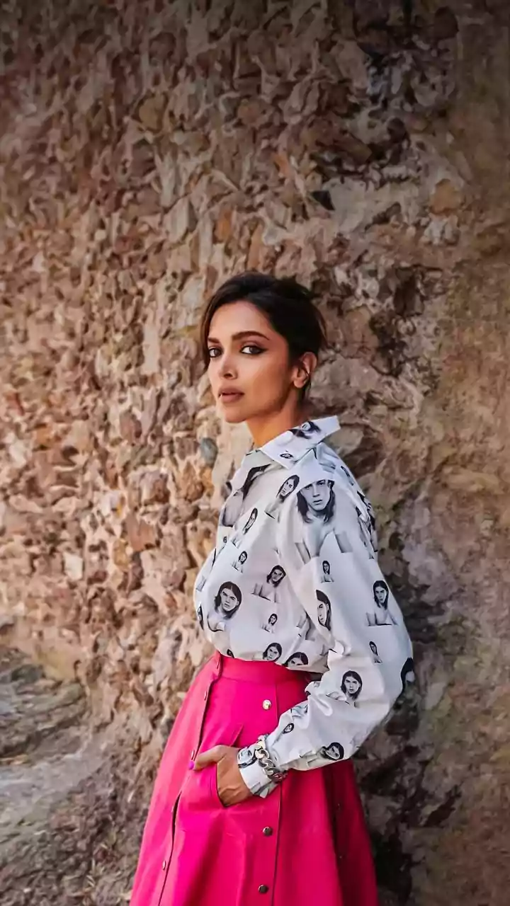 Deepika Padukone’s Candid Laughing Pics From Friend’s New York Wedding Win Hearts Online