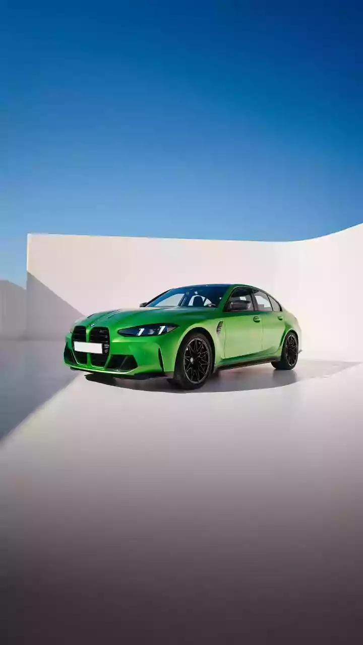 BMW volta às origens e lança M3 com transmissão manual que custa uma fortuna