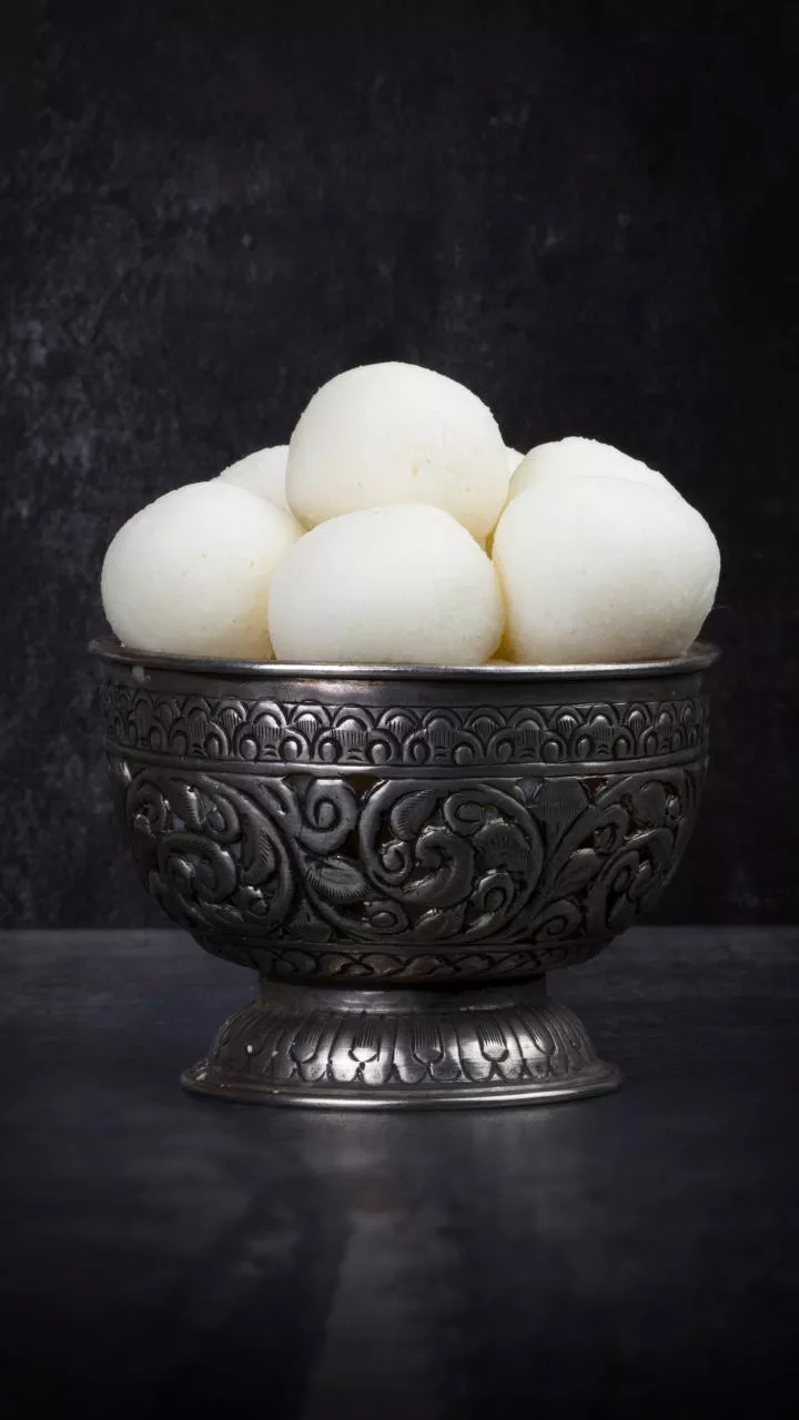 Odisha marks Rasagola Dibasa tied to Niladri Bije, cheering Mahalaxmi