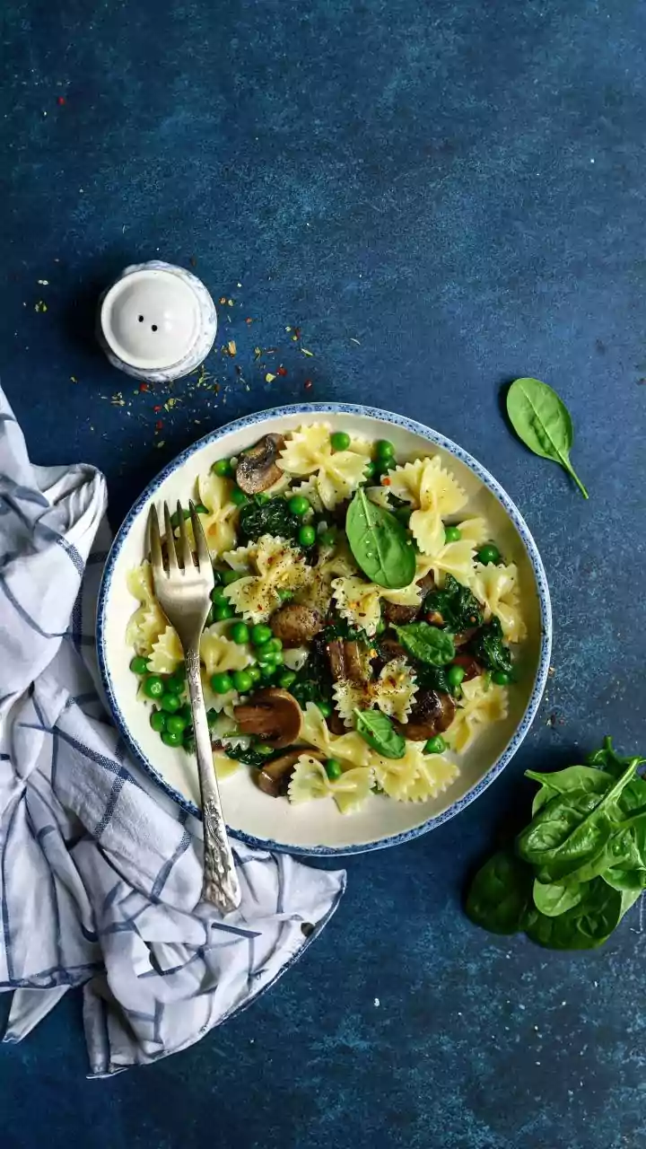 Spinach Artichoke Pasta: A Cozy Culinary Journey