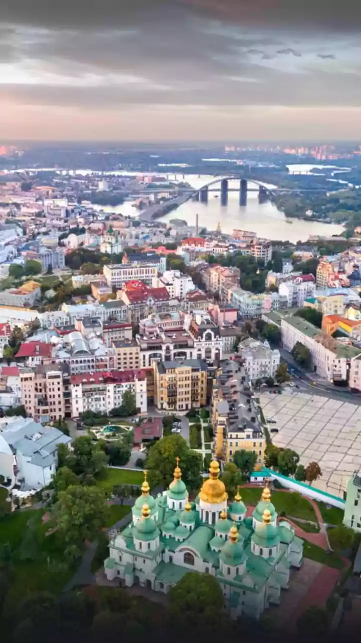 Putin warns Russia will expand territory if Ukraine peace talks fail