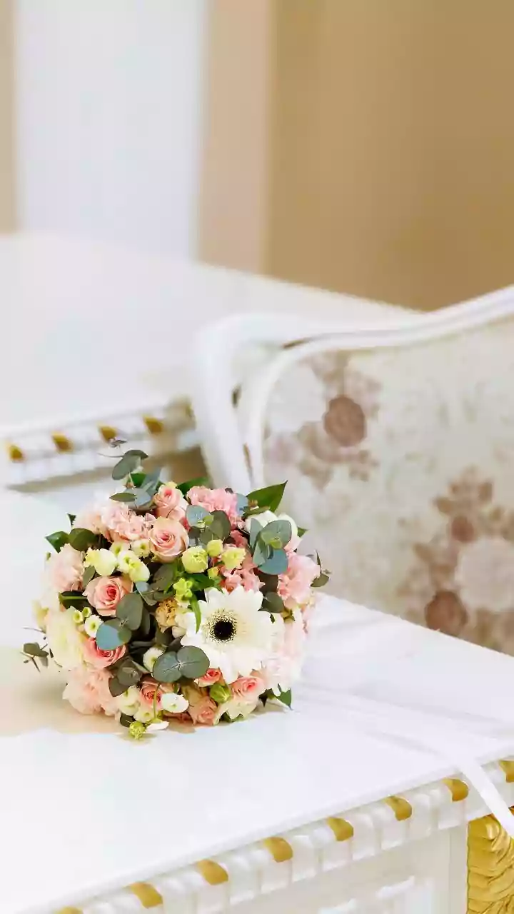 8 Enchanting Flower-Inspired Baby Girl Names!