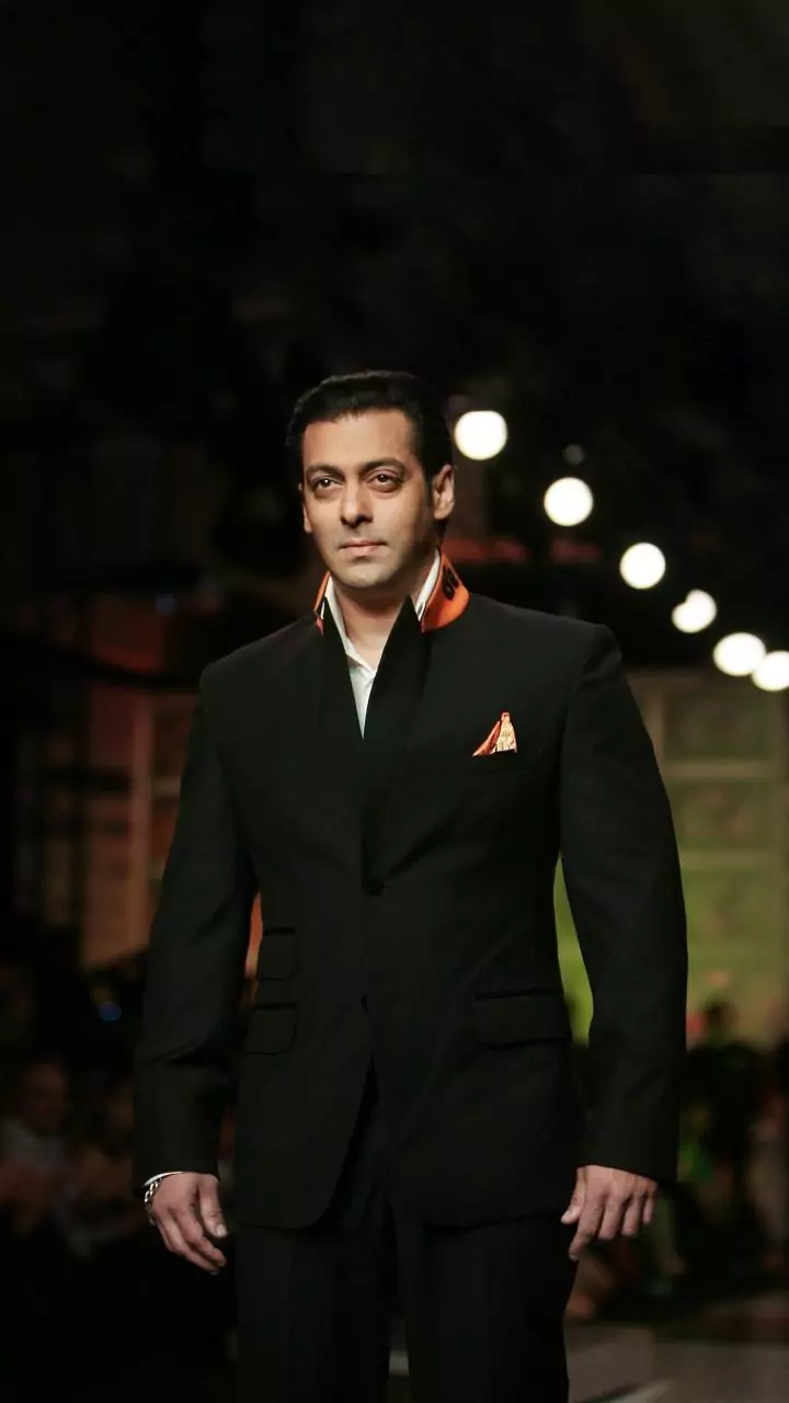 Salman Khan steps up for Punjab flood relief