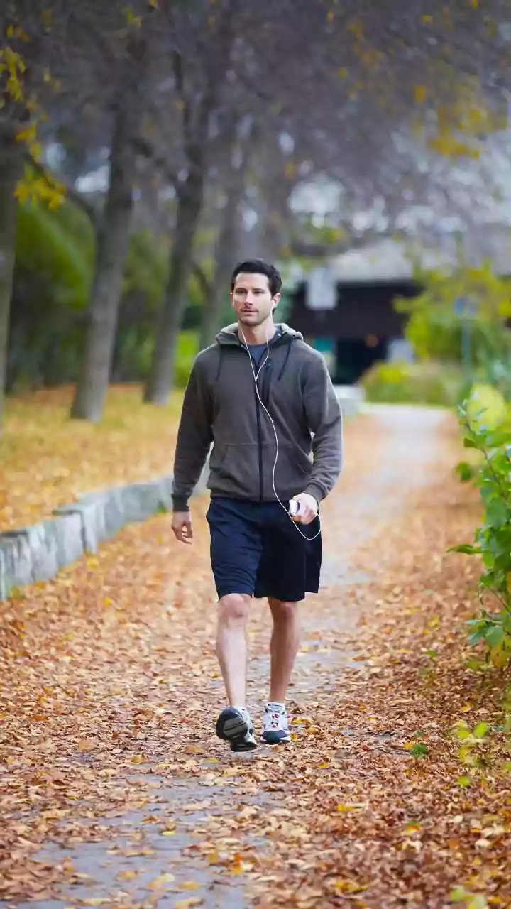 Researchers Examine Whether Walking Breaks Can Improve Mental Performance