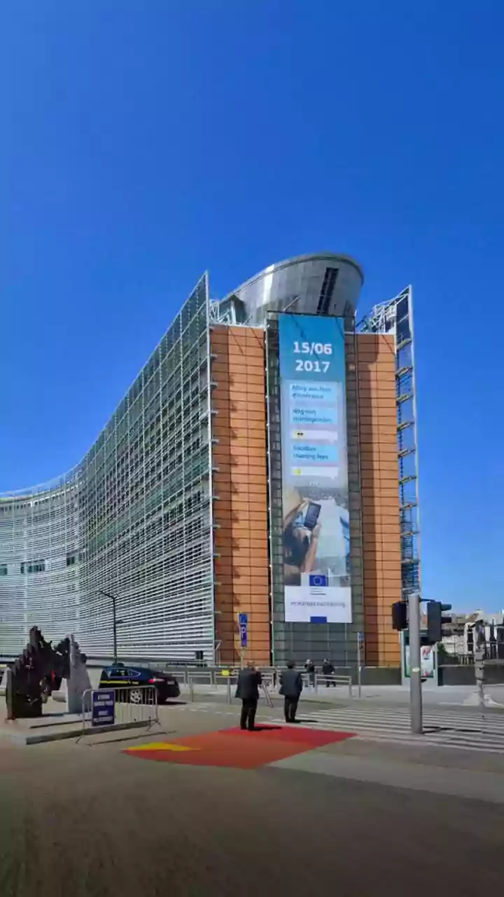 Europe Introduces New Border Systems: EES in Effect, ETIAS Delayed