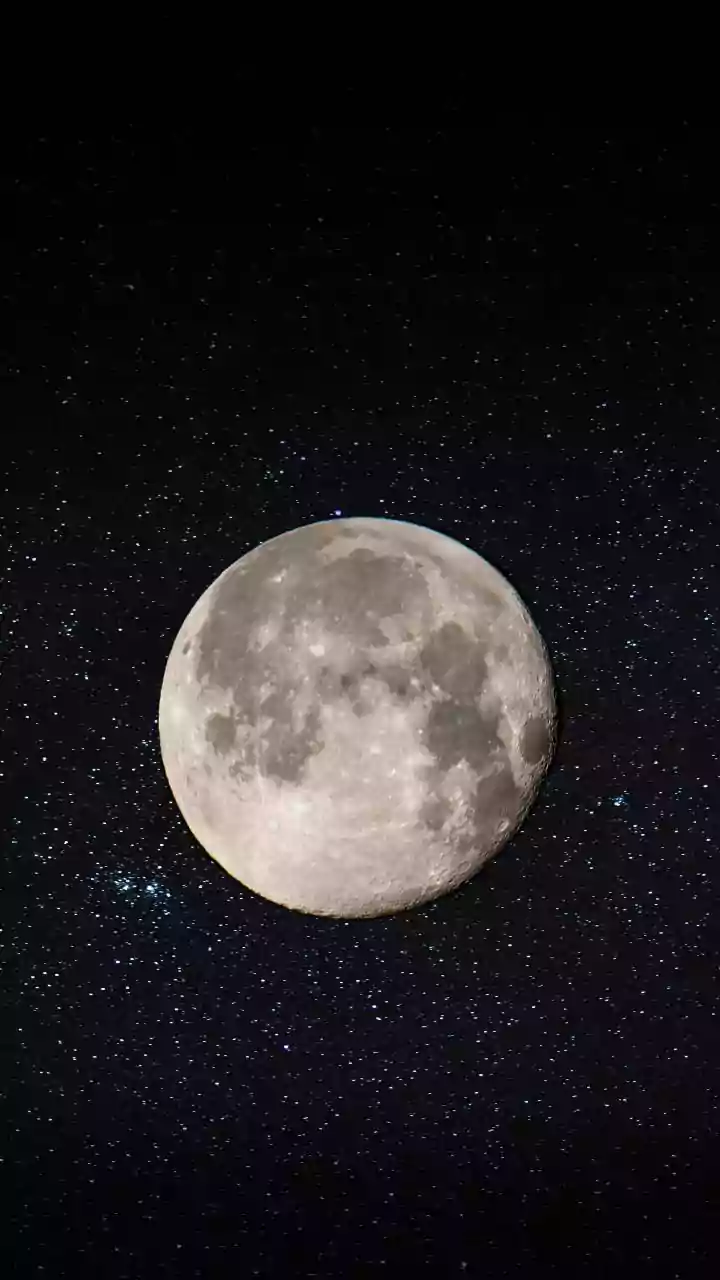 Wolf Supermoon 2026: Date, time, meaning, How to watch the first big full moon of the year
