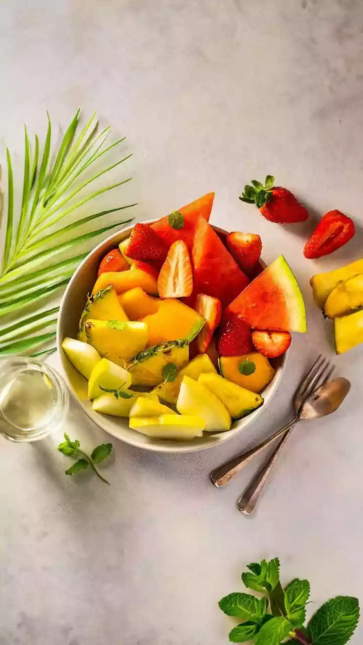 Summer Fruit Sensibly: A Doctor's Guide to Enjoying Sweetness Without Overdoing It