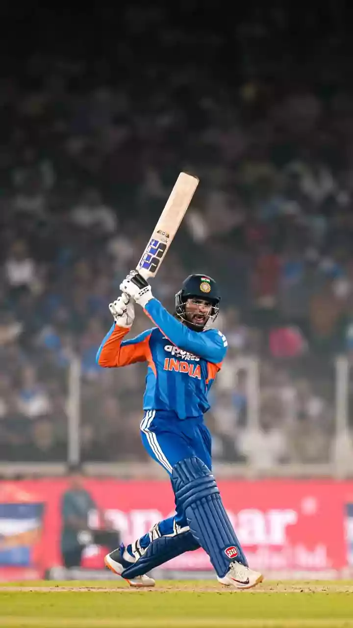 Aakash Chopra picks replacement options for Tilak Varma ahead of T20 World Cup