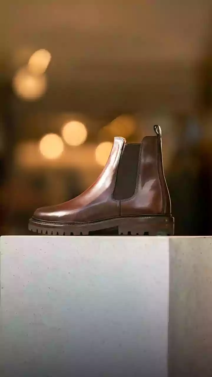 A bota que não sai de moda: 7 formas de usar o modelo Chelsea com elegância no frio