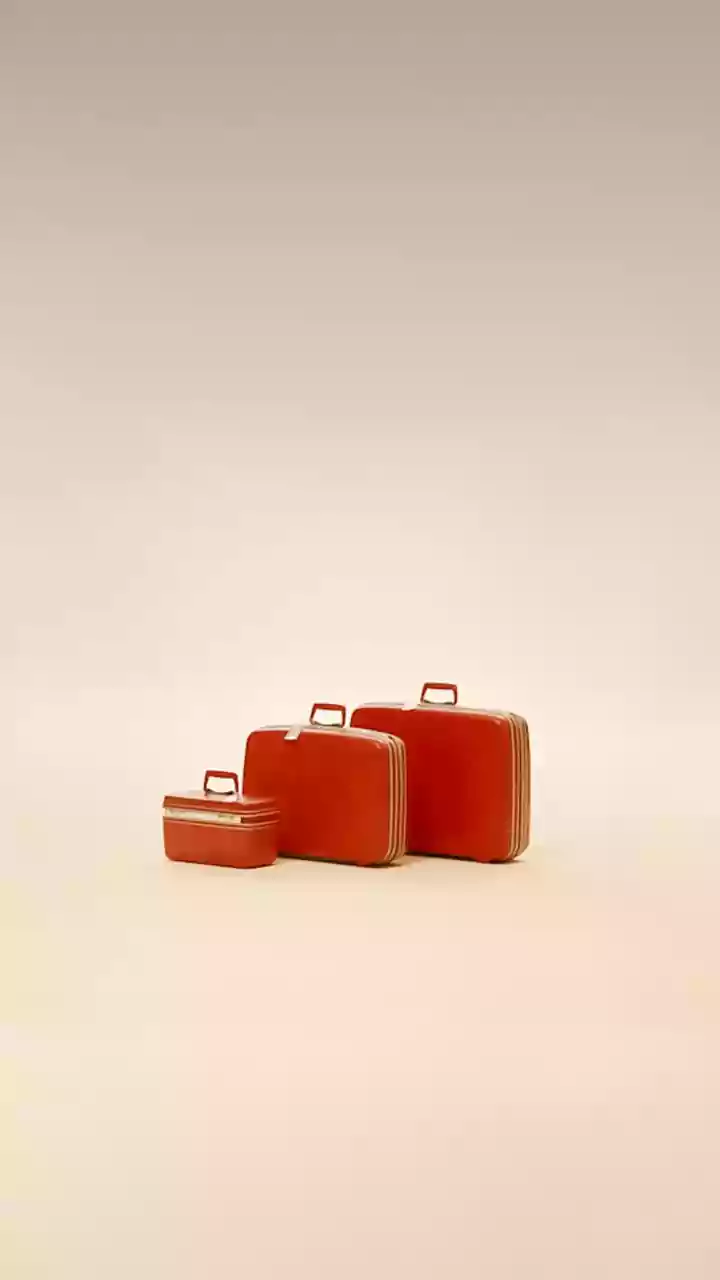 Vacuum compression pouches optimize luggage space for quick humid beach weekend getaways