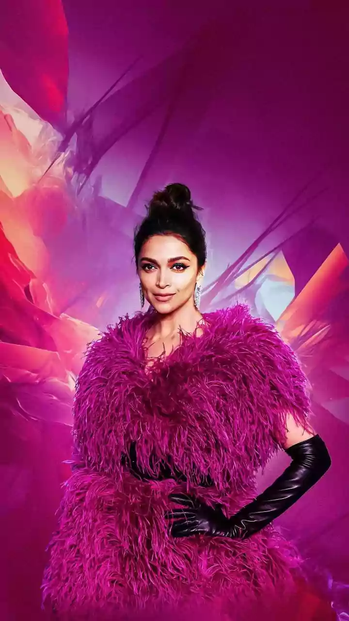 Steal These 6 Iconic Deepika Padukone Bollywood Outfits For Your Wardrobe