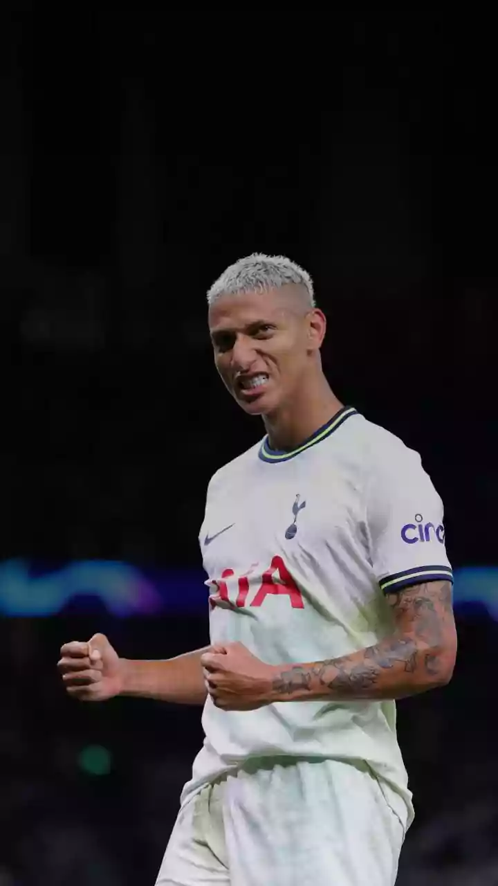 Richarlison volta a jogar pelo Tottenham, marca gol no sub-21 e vive situação indefinida