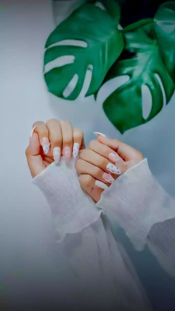 Unhas para o Dia dos Namorados: 16 ideias apaixonantes para testar nesta semana