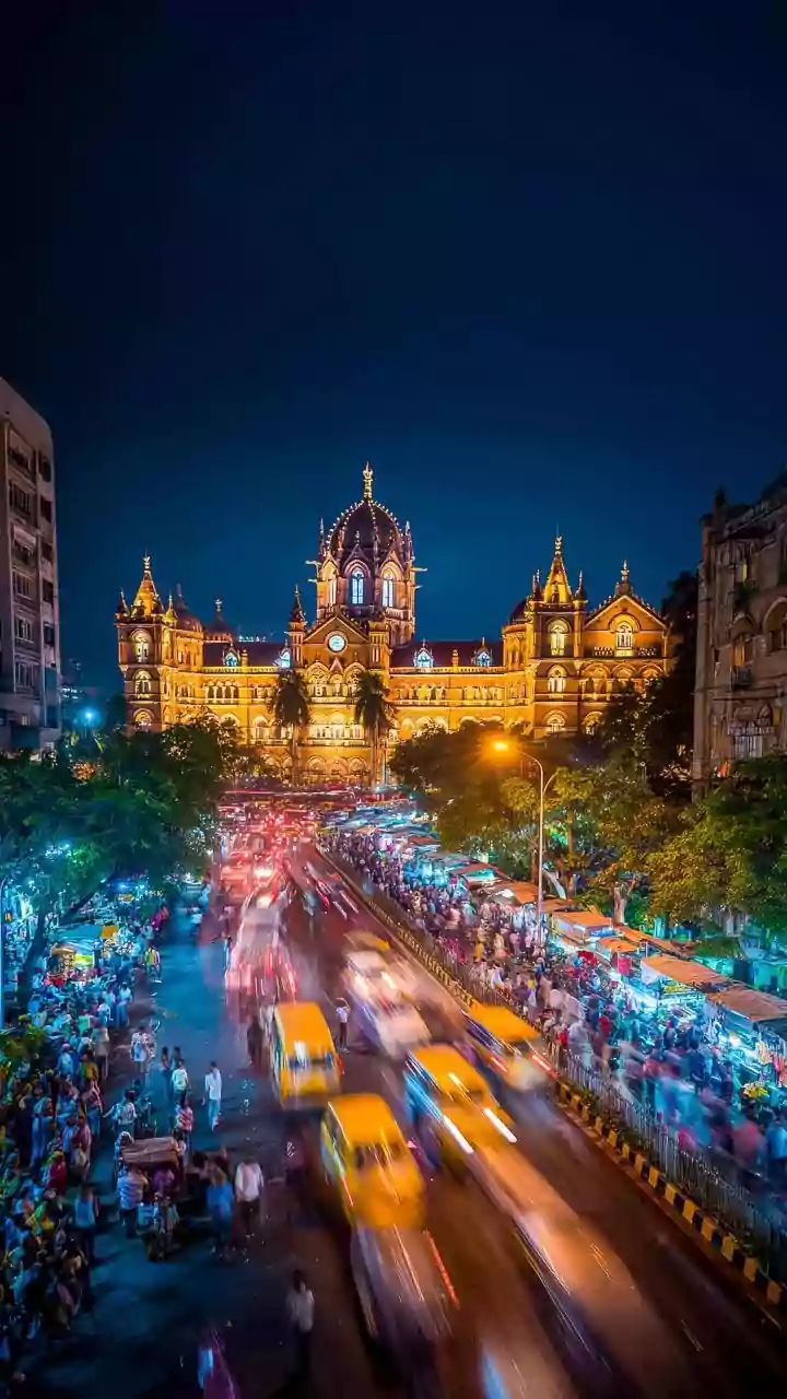 Rain and Traffic Challenges in Mumbai Highlight Urban Mobility Issues