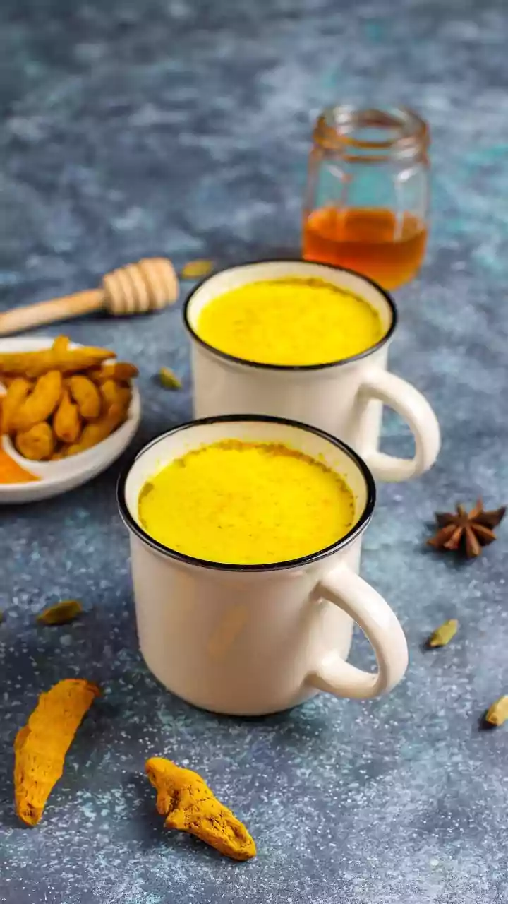 These Five Turmeric Smoothies Focus On Ingredients Rather Than Miracle Claims