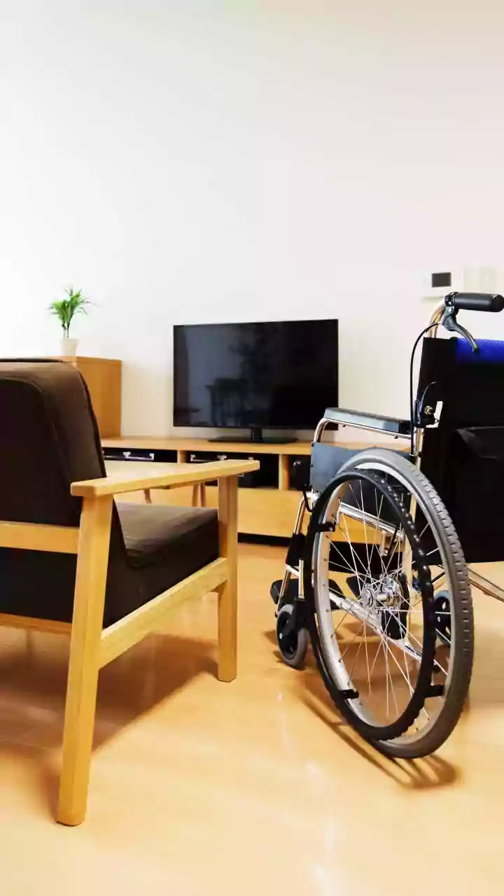 Beyond Insurance: Navigating Post-Hospitalization Costs for Home Care Needs