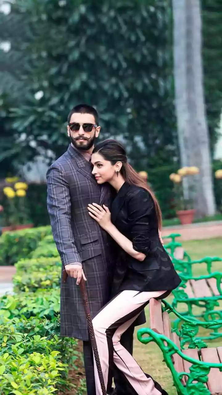 Deepika Padukone and Ranveer Singh Return Home After Commemorating the Birthday of the King Actress in New York – Check It Out