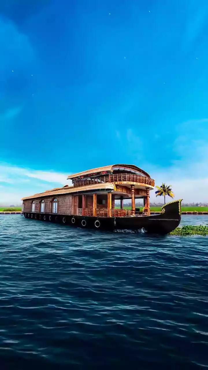 How Kerala Traditional Boat Builders Customise Hull Shapes During Preparation Rituals For Maximum Speed