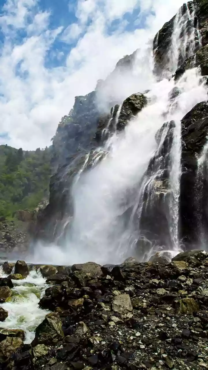 Explore Bhandardara Quiet Waterfalls And Foggy Heights On Short Monsoon Road Trips
