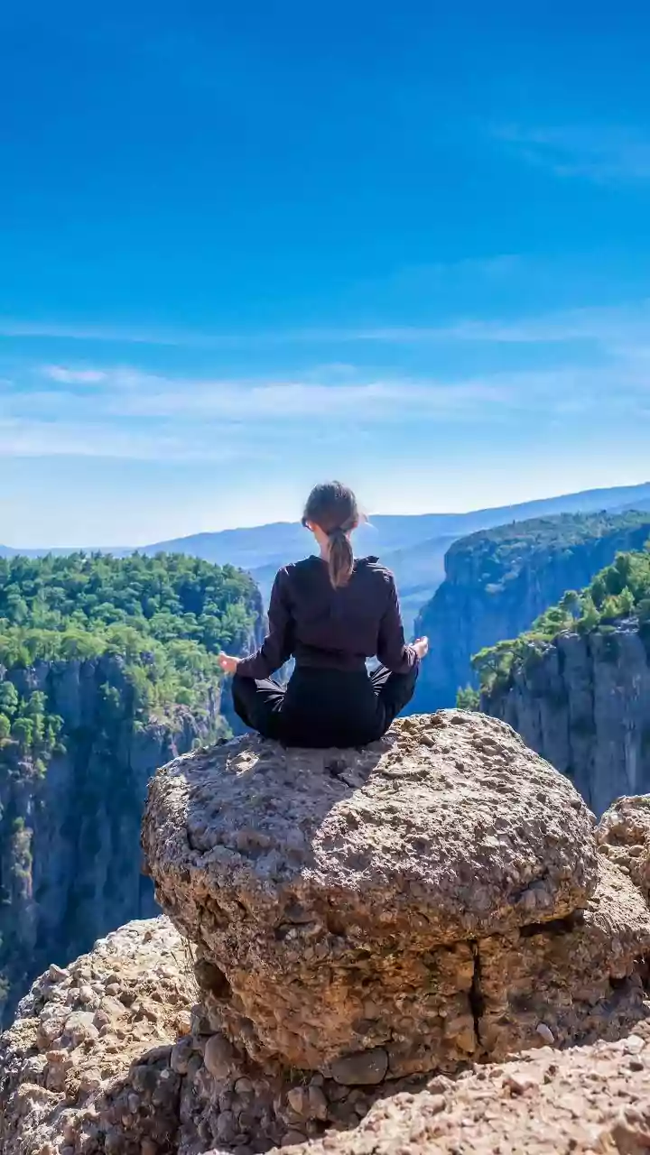 Solo Travelers Choose Slow Restorative Retreats Over Sightseeing Trips