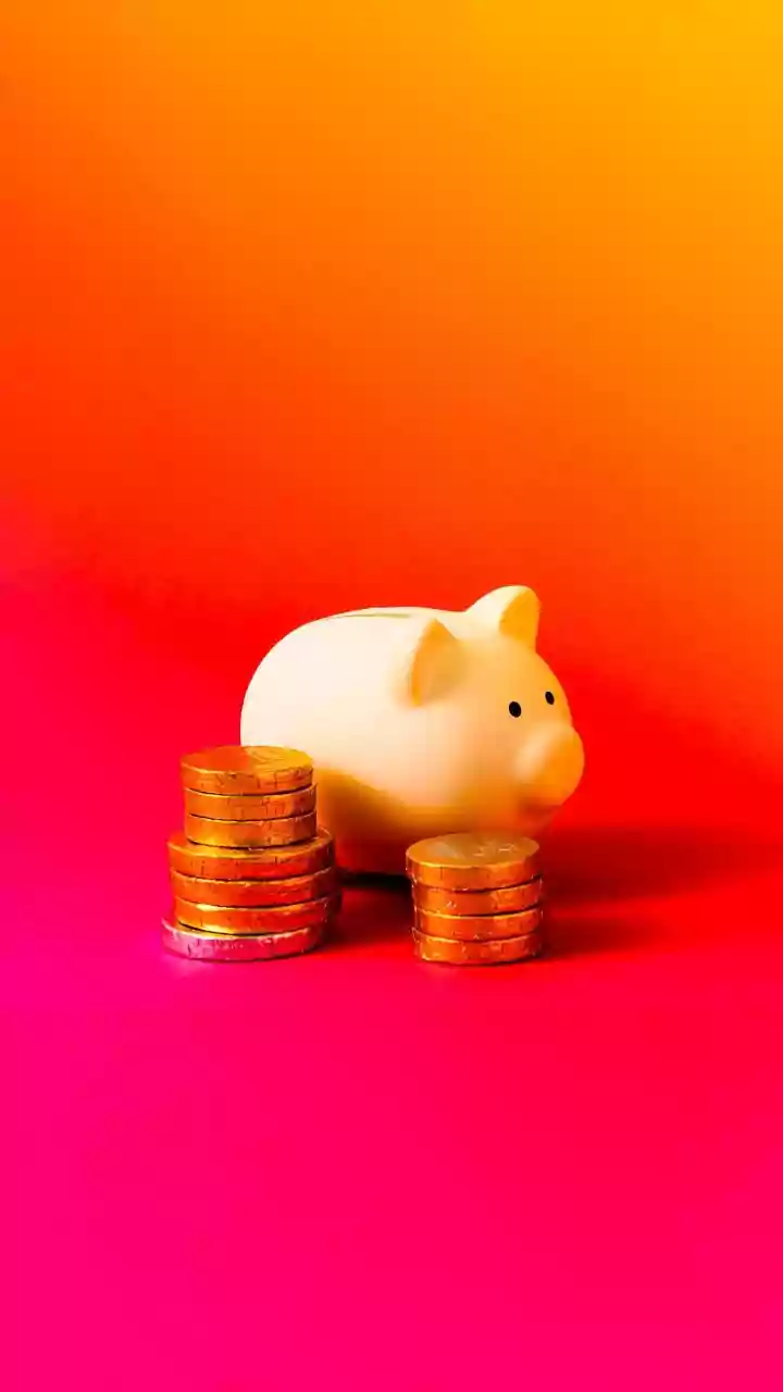 5 financial mistakes that may make you poor