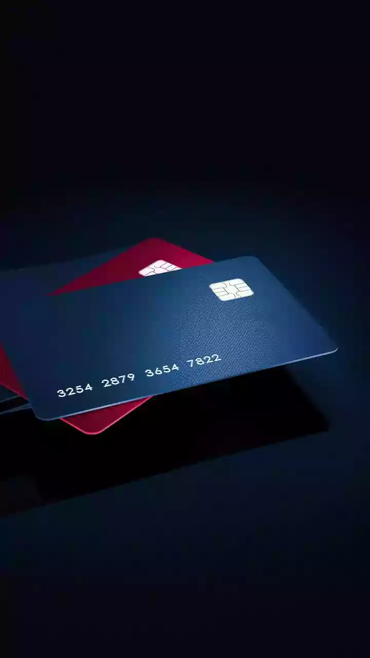 Can Gen Z Credit Cards improve credit scores, debt habits and financial independence without early-credit normalisation?