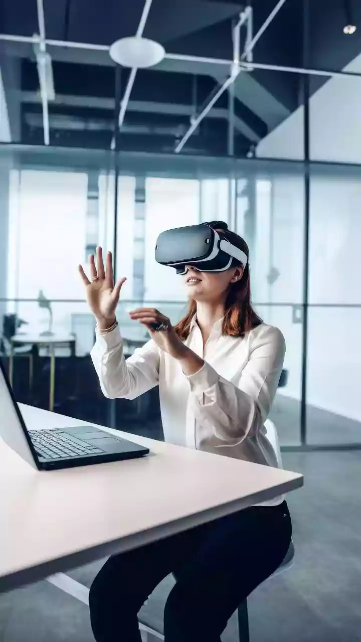 Virtual Classrooms Blend AI Guidance With Complicated Anatomy Labs
