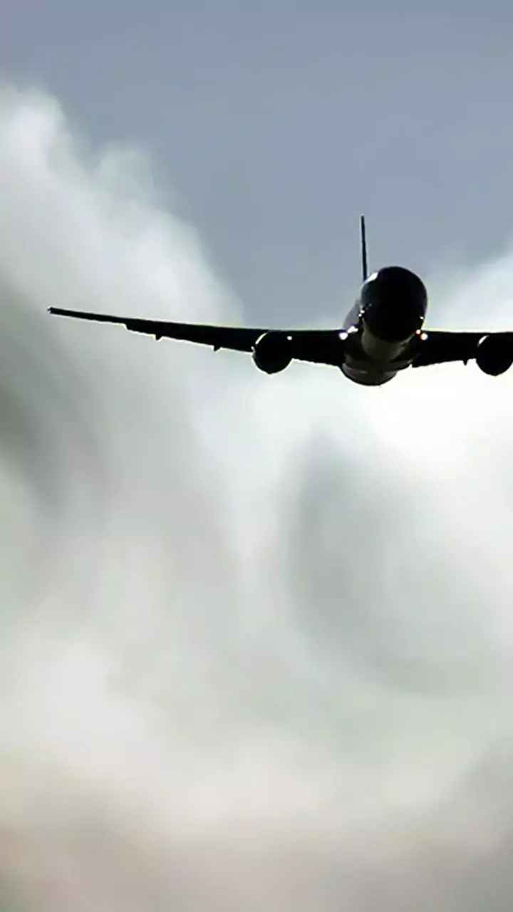 IndiGo cancels 112 flights at Mumbai airport, passengers face hassles