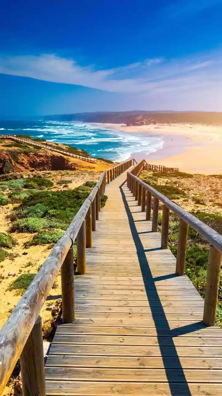 You must explore these stunning coastal boardwalks in Australia