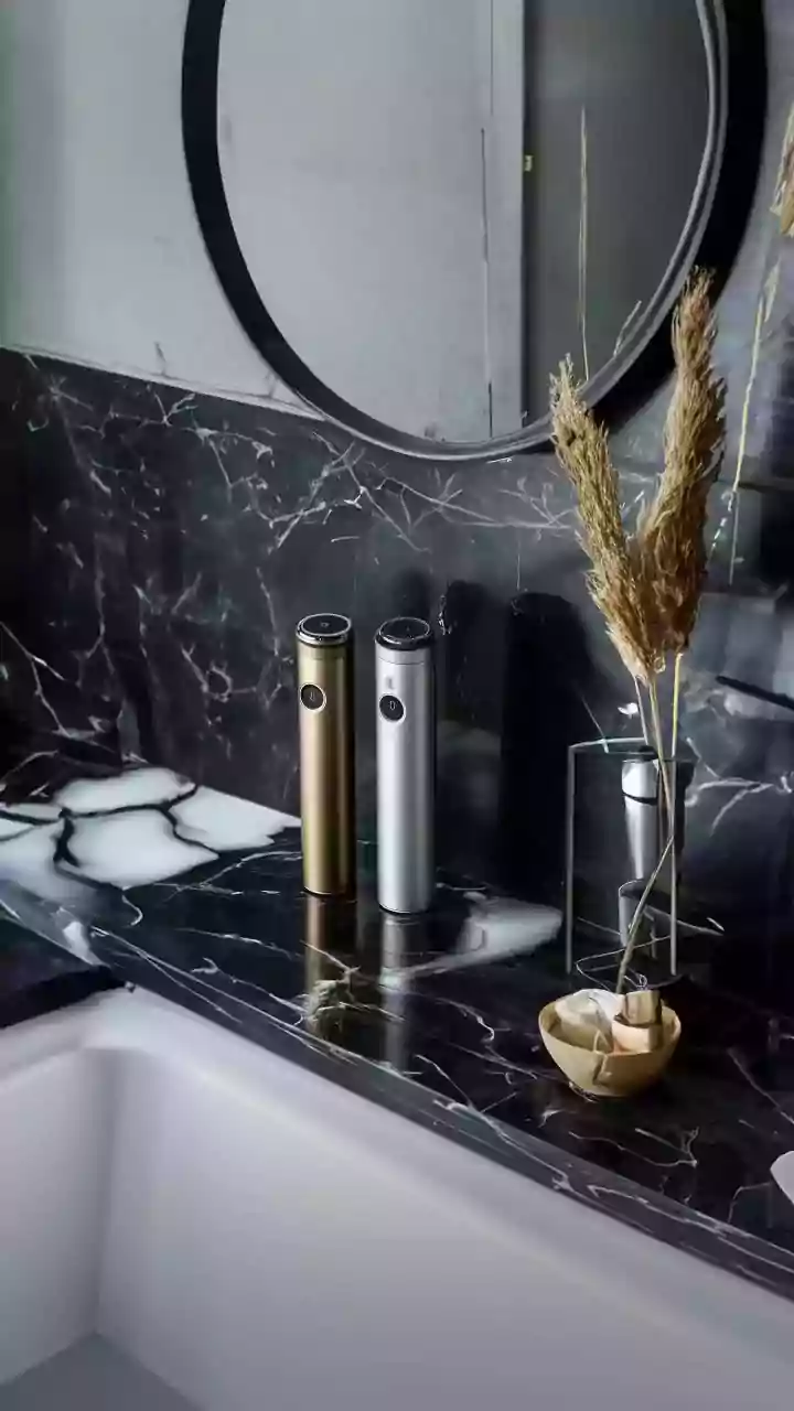 Top 10 Geysers: Hot Water, Modern Design & Safety