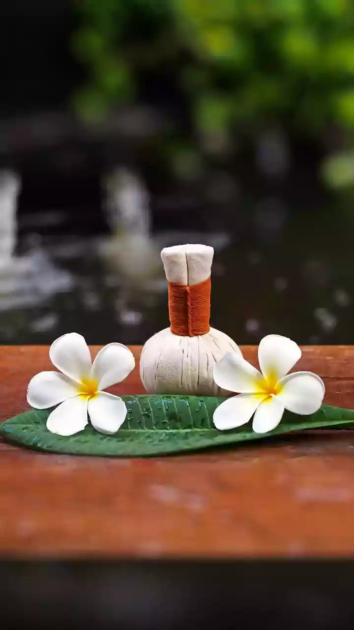 A Closer Look At Peppermint Compresses: A Simple Wellness Claim Deserving Realistic Expectations
