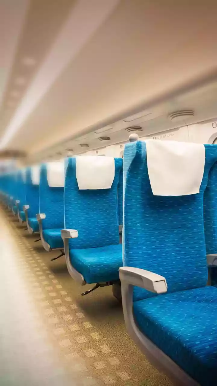 IRCTC's E-Pantry: Revolutionizing Train Dining for Effortless Journeys
