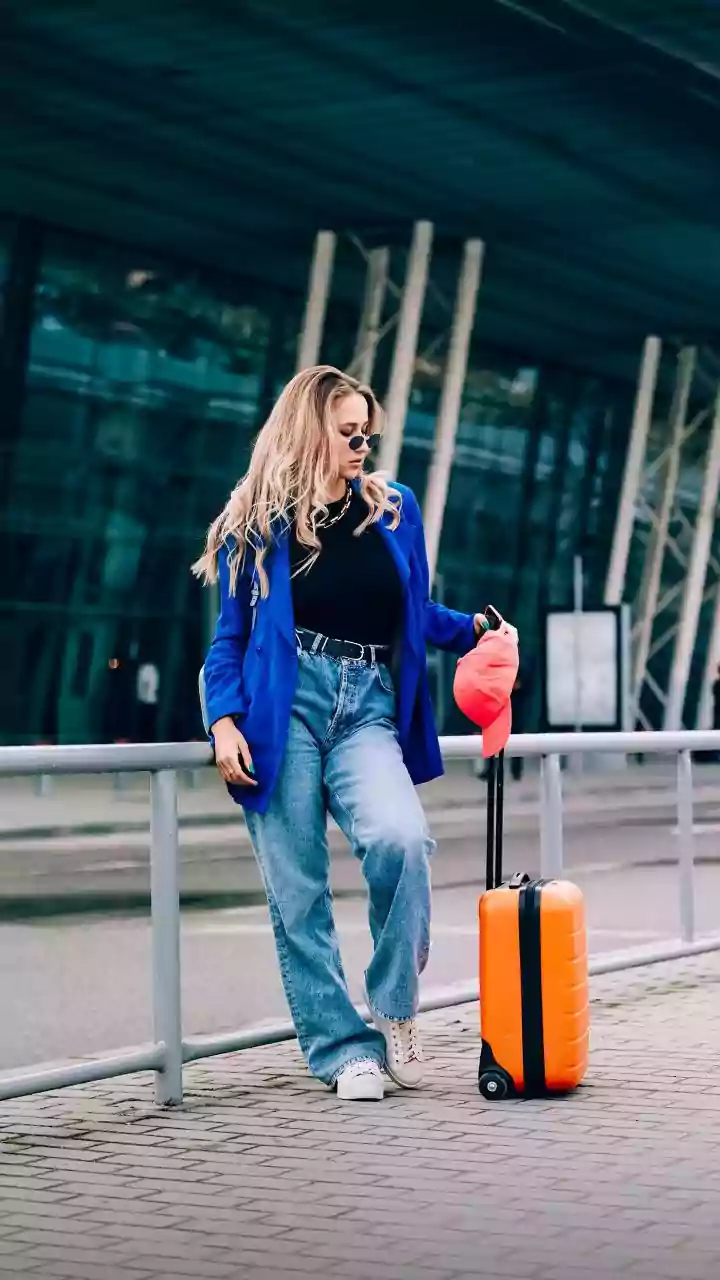 Chic Travel Outfits: Discover 13 Stylish H&M Sets Under $50