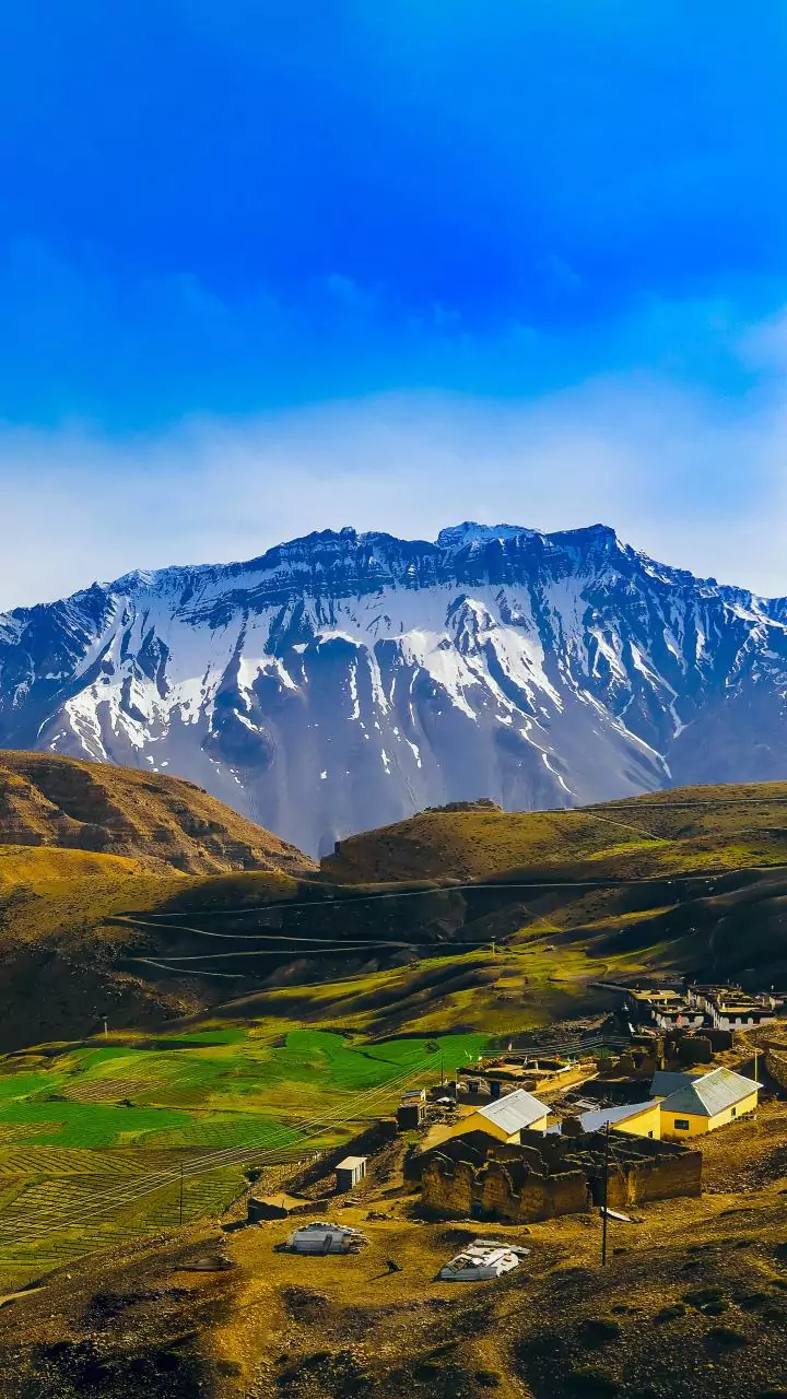 PM unveils development projects worth over Rs 4,000 crore in Sikkim