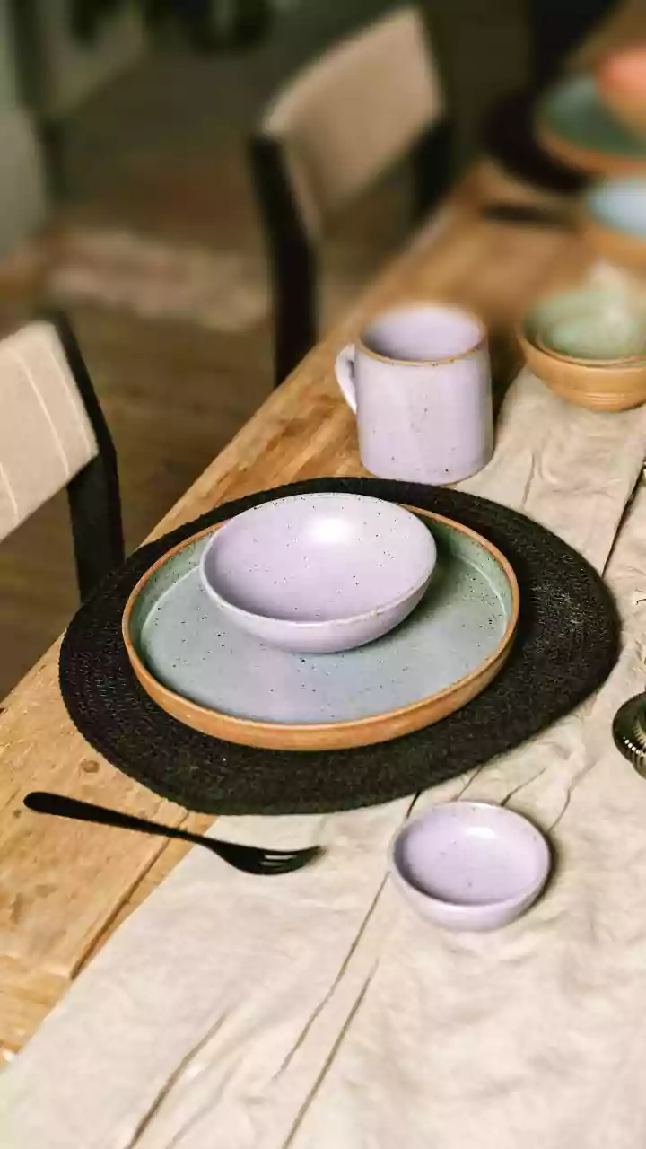 How Handcrafted Clay Pottery Brings Natural Beauty To Gen Z Dining Tables