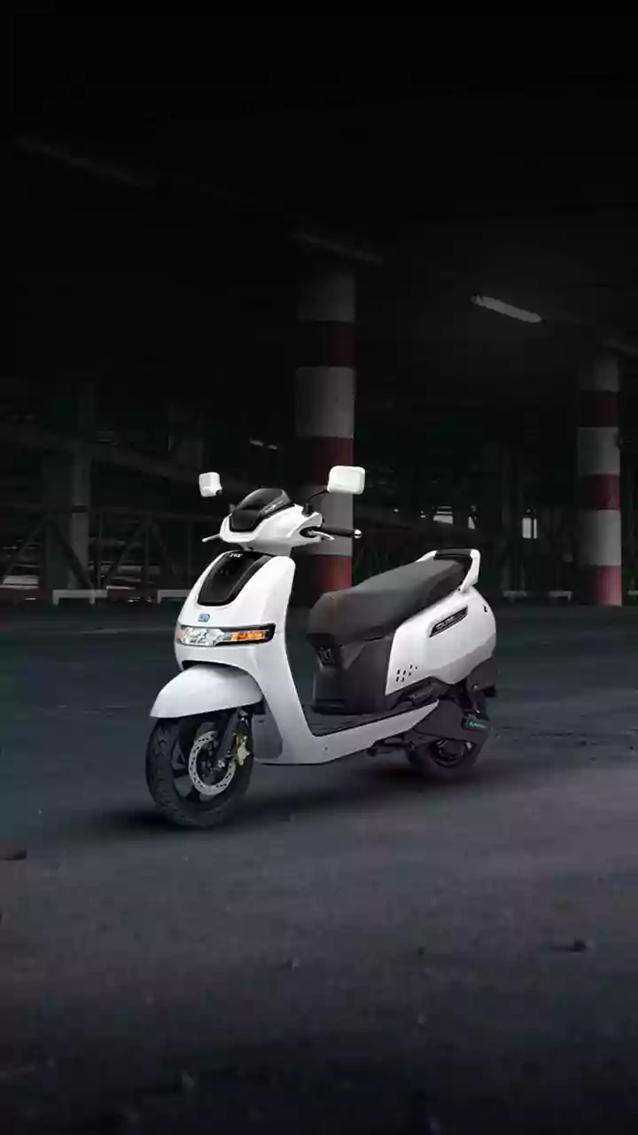 Sodium-Ion Versus Lithium-Ion: Energy Storage Breakthrough For Cheap Electric Scooters