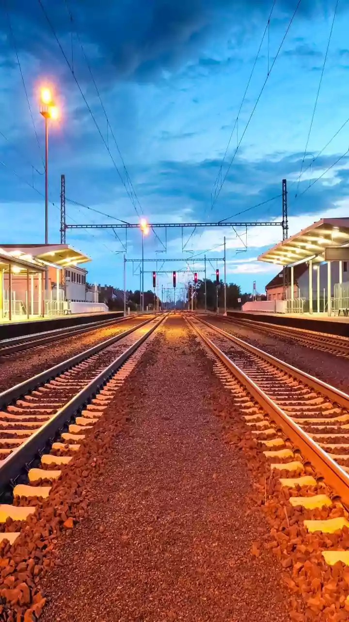 Train Status Is Most Useful When Matched to the Correct Station