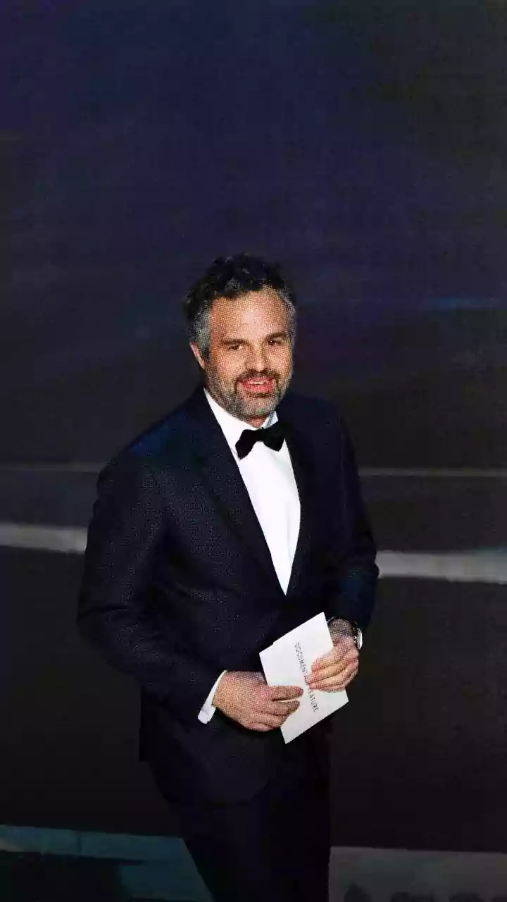 Golden Globes 2026: Mark Ruffalo Sports 'Be Good' Pin, What Is Its Significance? EXPLAINED