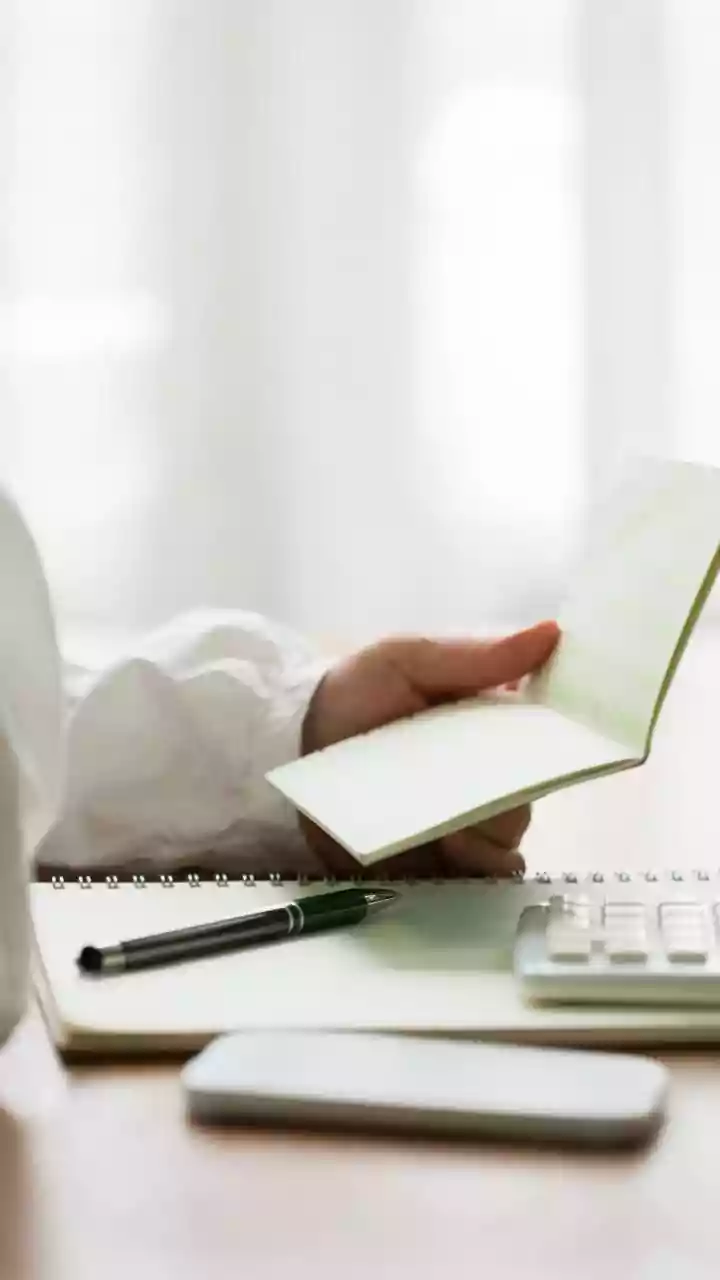 Mastering the Art of Gracefully Declining Invitations: 5 Polite Strategies