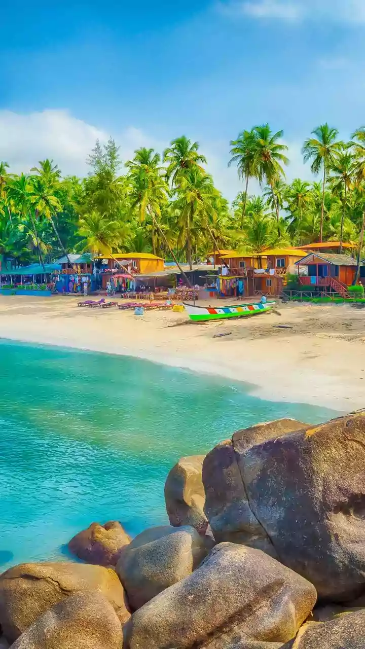 Beaches teem with revellers as Goa rings in New Year with fireworks, late-night parties