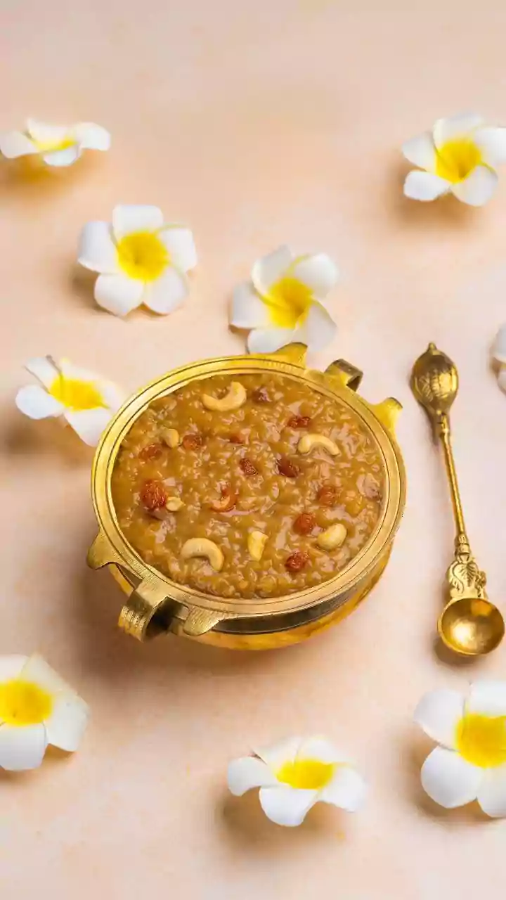 Celebrate Ugadi with 5 Must-Try Traditional Delicacies!