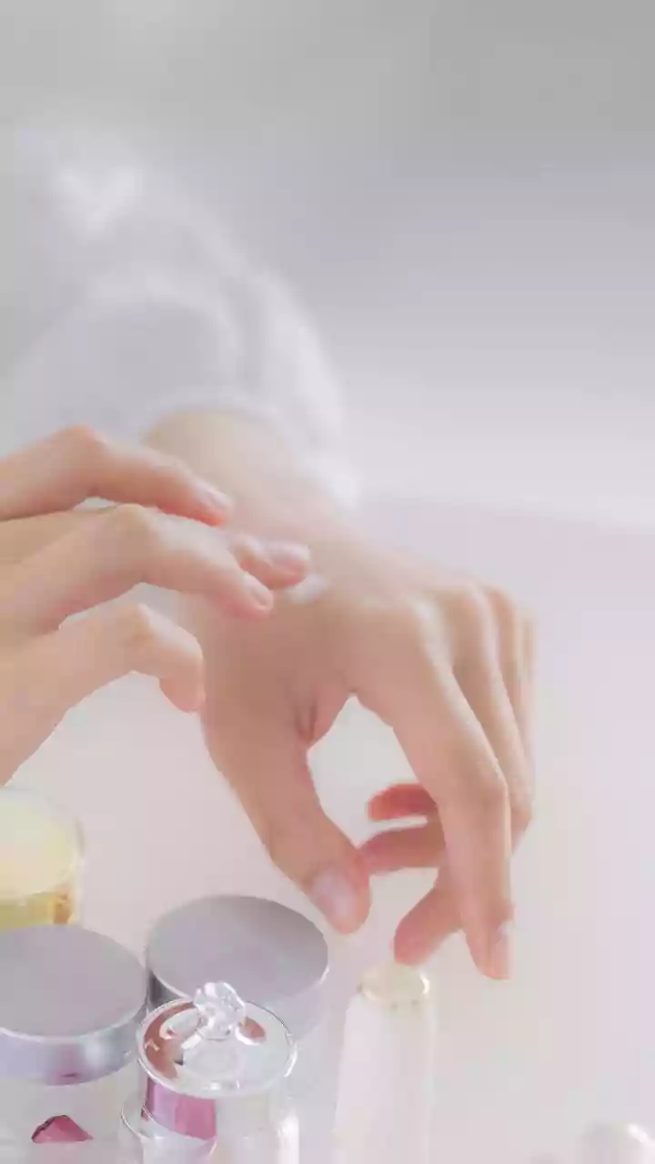 8 Nail-Biting Habits & The Shocking Ways They Harm You