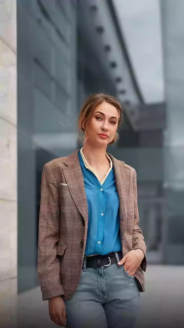 AI deepfakes are now impersonating humans in job interviews